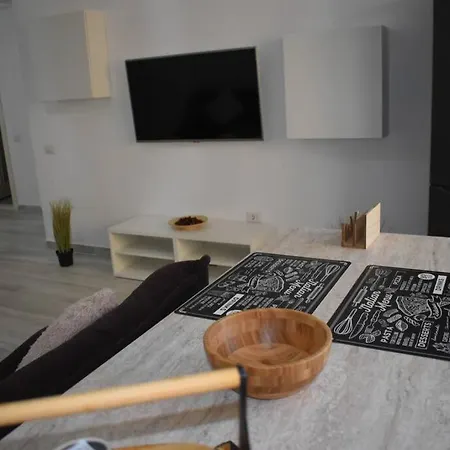 By The With A View * Mamaia