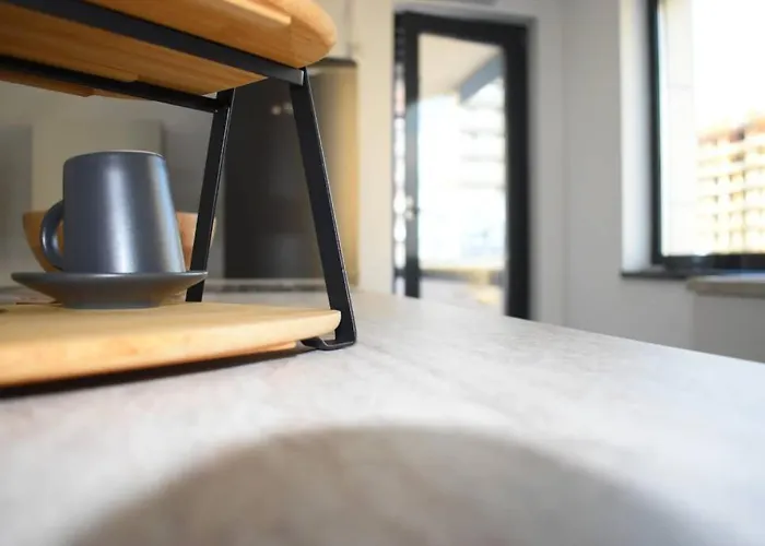 Daire By The With A View Mamaia